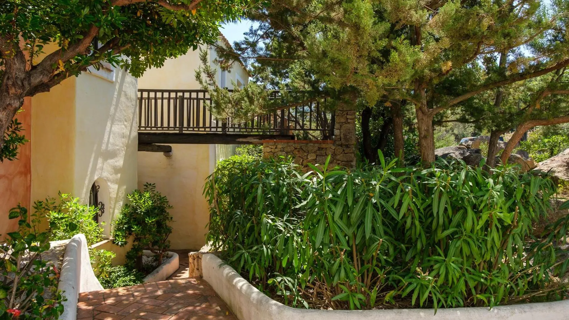 Apartment Porto Cervo, Casa Con Piscina E Spiaggia Vicino Liscia di Vacca