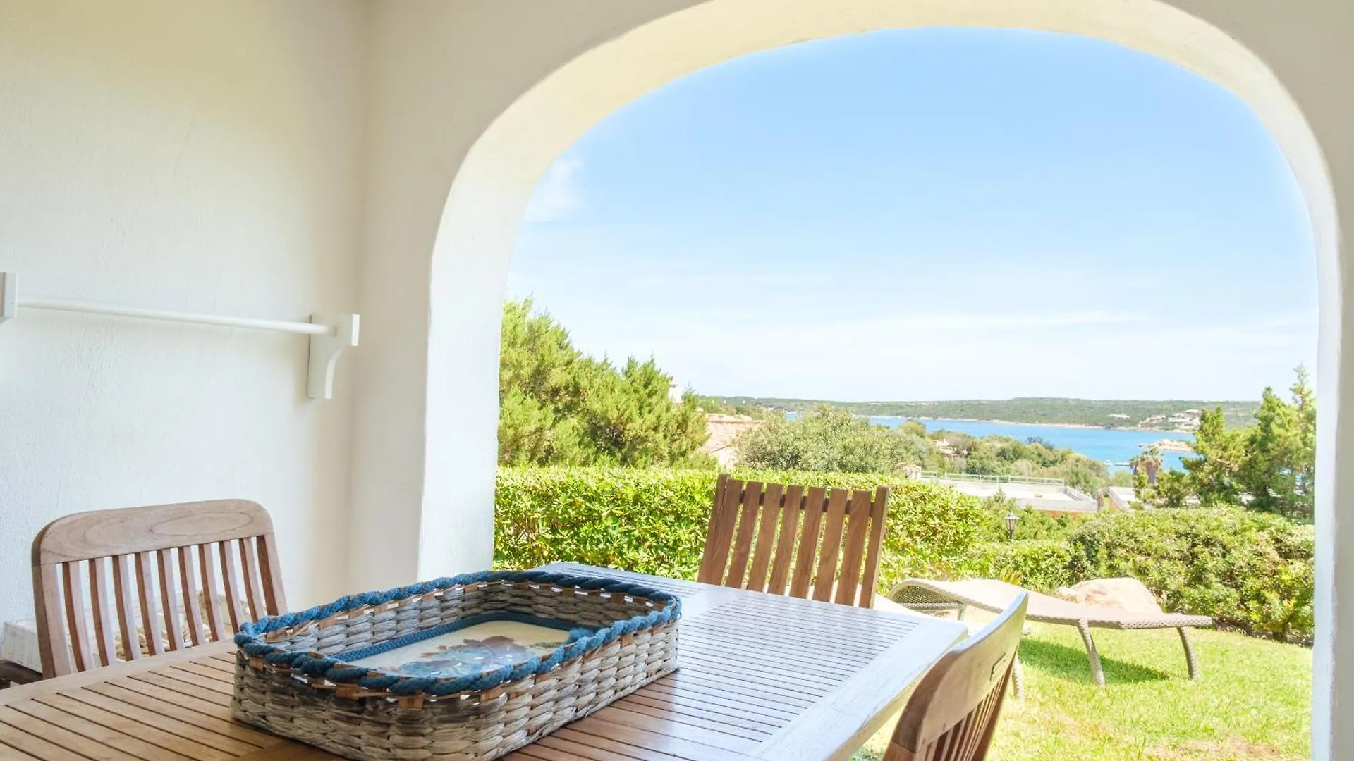 Porto Cervo, Casa Con Piscina E Spiaggia Vicino Liscia di Vacca Italy