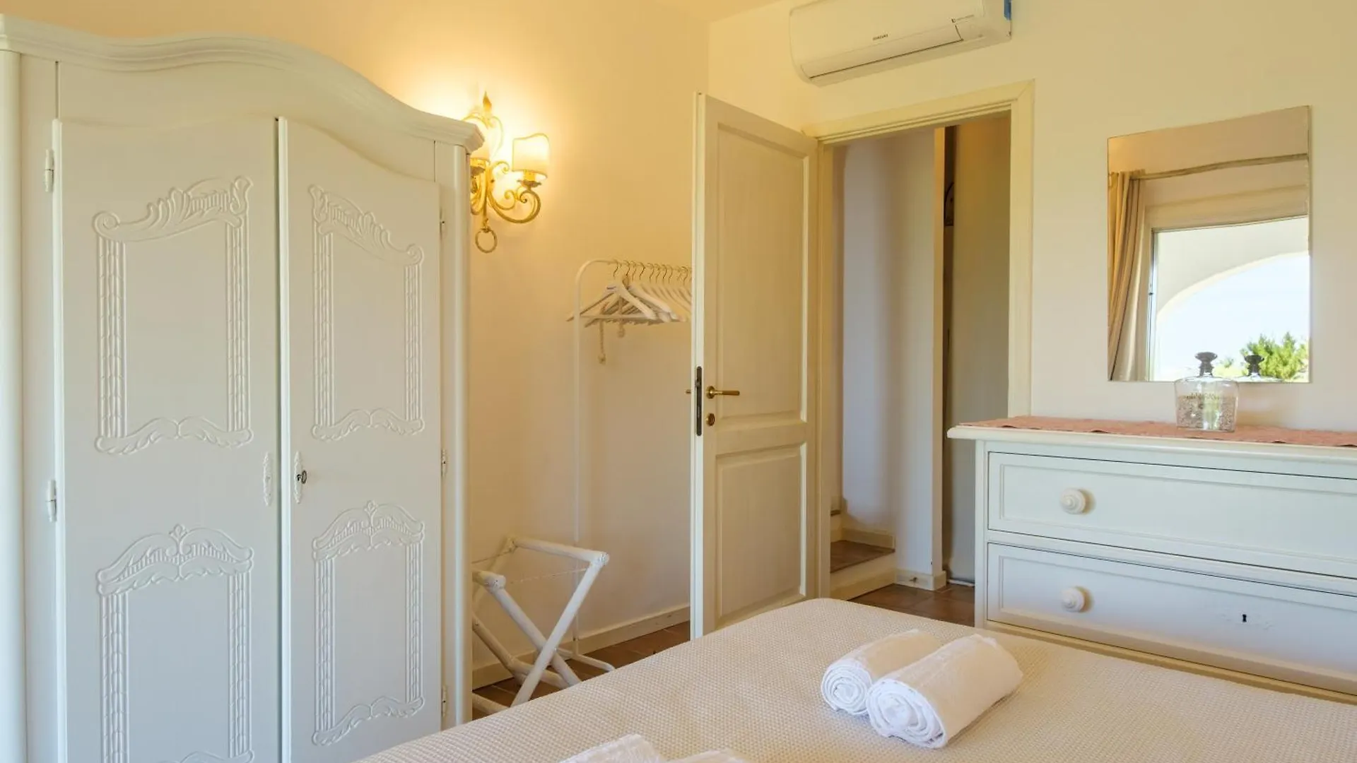 Porto Cervo, Casa Con Piscina E Spiaggia Vicino Liscia di Vacca Apartment